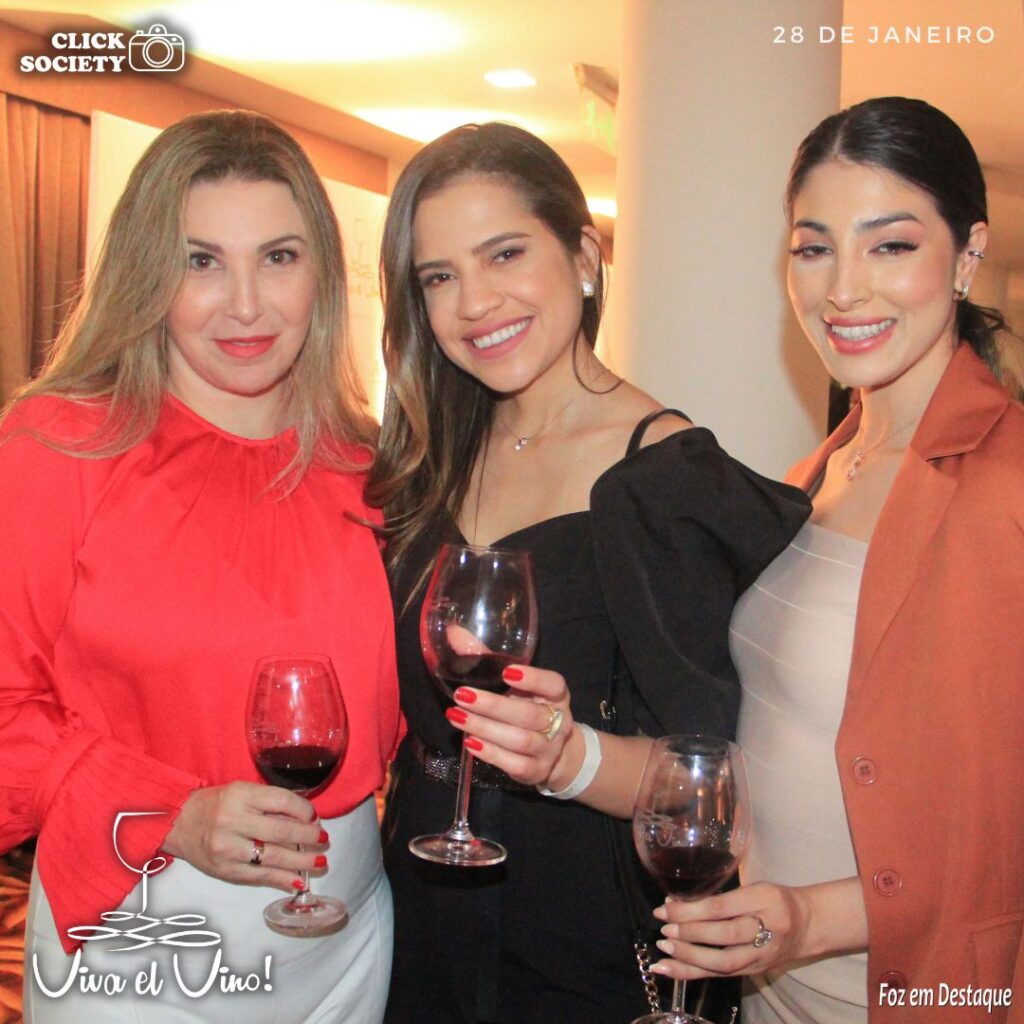 VIVAL EL VINO CIUDADDELESTE - NATHALIA ALVES GAMARRA E CAROLINA DANIERI VIVIENDO FRONTERAS - NADIA HAMMOUD
