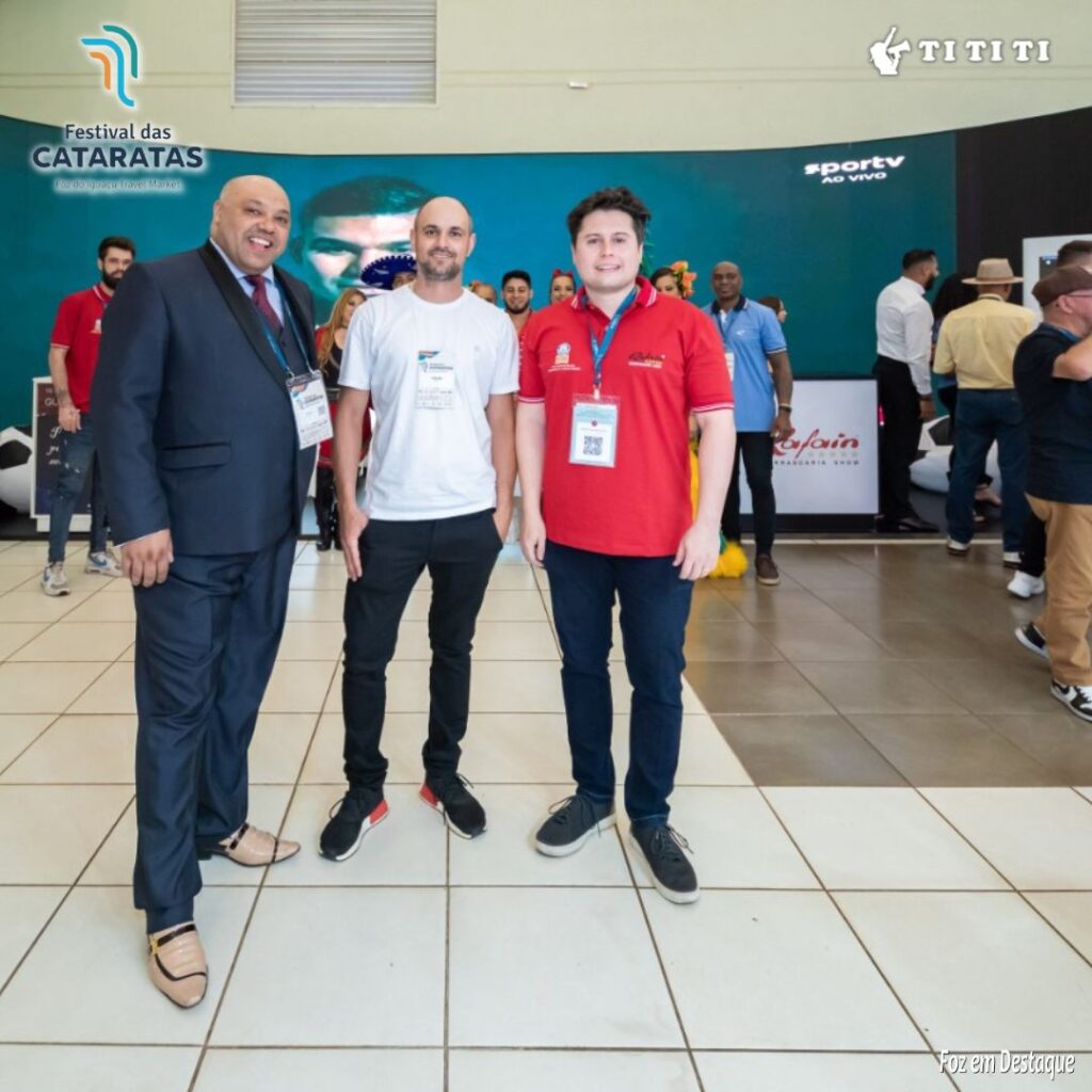 THIAGO RAFAGNIN - RAFAIN SHOW CHURRASCARIA - CHURRASCARIA RAFAIN