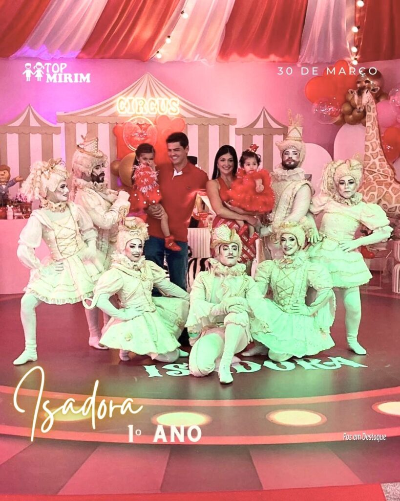 ISADORA FILHA ZAINAB E LUIS VENDRÚSCOLO - 1º ANIVERSÁRIO - ART FANTASIA