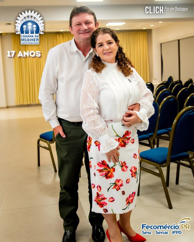 Vice-Presidente: Gislaine Do Nascimento Finato Benoski

17 CMEG CAMARA MULHER FOZ
17 anos ca CAMARA DA MULHERE EMPRESARIA CMEG FOZ DO IGUAÇU