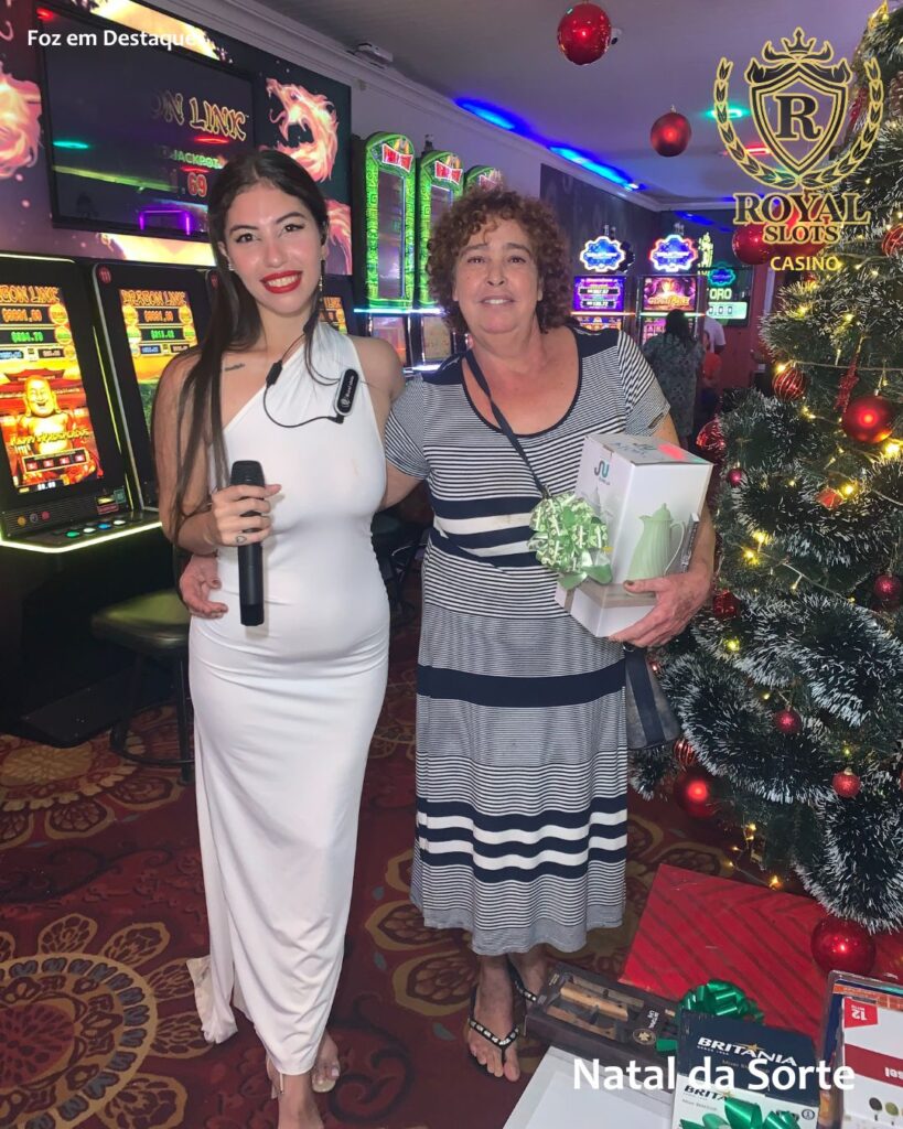 ROYAL SLOTS CASINO REVEILLON - CINDY BENITEZ E MARIA DO CARMO EUGENIO