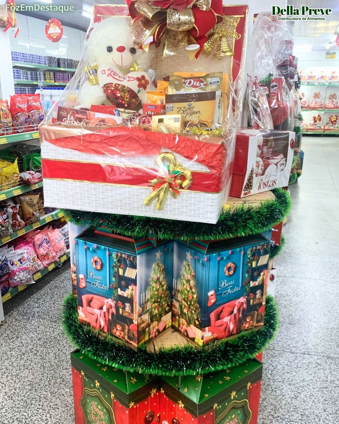 Maria Della
Cestas de Natal Della Preve
Cestas de Natal
Presentes Artesanaios
Foz do Iguaçu
Vila Portes