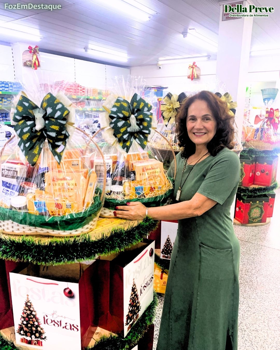 Maria Della
Cestas de Natal Della Preve
Cestas de Natal
Presentes Artesanaios
Foz do Iguaçu
Vila Portes