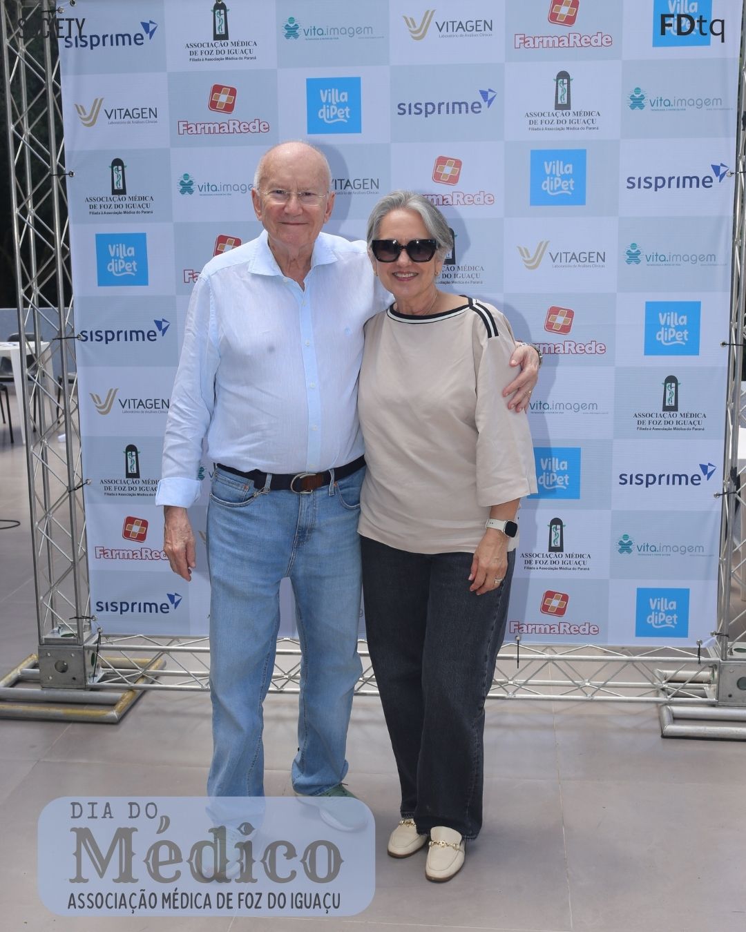 Associação Médica de Foz do Iguaçu
Almoço Dia do Médico
Presidente: Marcel Stathacos e Castella
1º Vice-presidente: Ivan Monteiro da Silva Junior
2º Vice-presidente: Kennedy Andrade da Silva
Secretário Geral: Antonio Luiz da Costa Martins
1º Secretário: Hilário Parise Jr
2ª Secretária: Adriane Brasileiro Mazocoli Silva
1ª Tesoureira: Francieli Katiuscia Bordin
2ª Tesoureira: Ellen Block
Renato Maroja